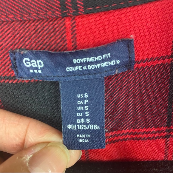 Gap Button Down Buffalo Plaid Shirt Red & Black - Picture 7 of 8